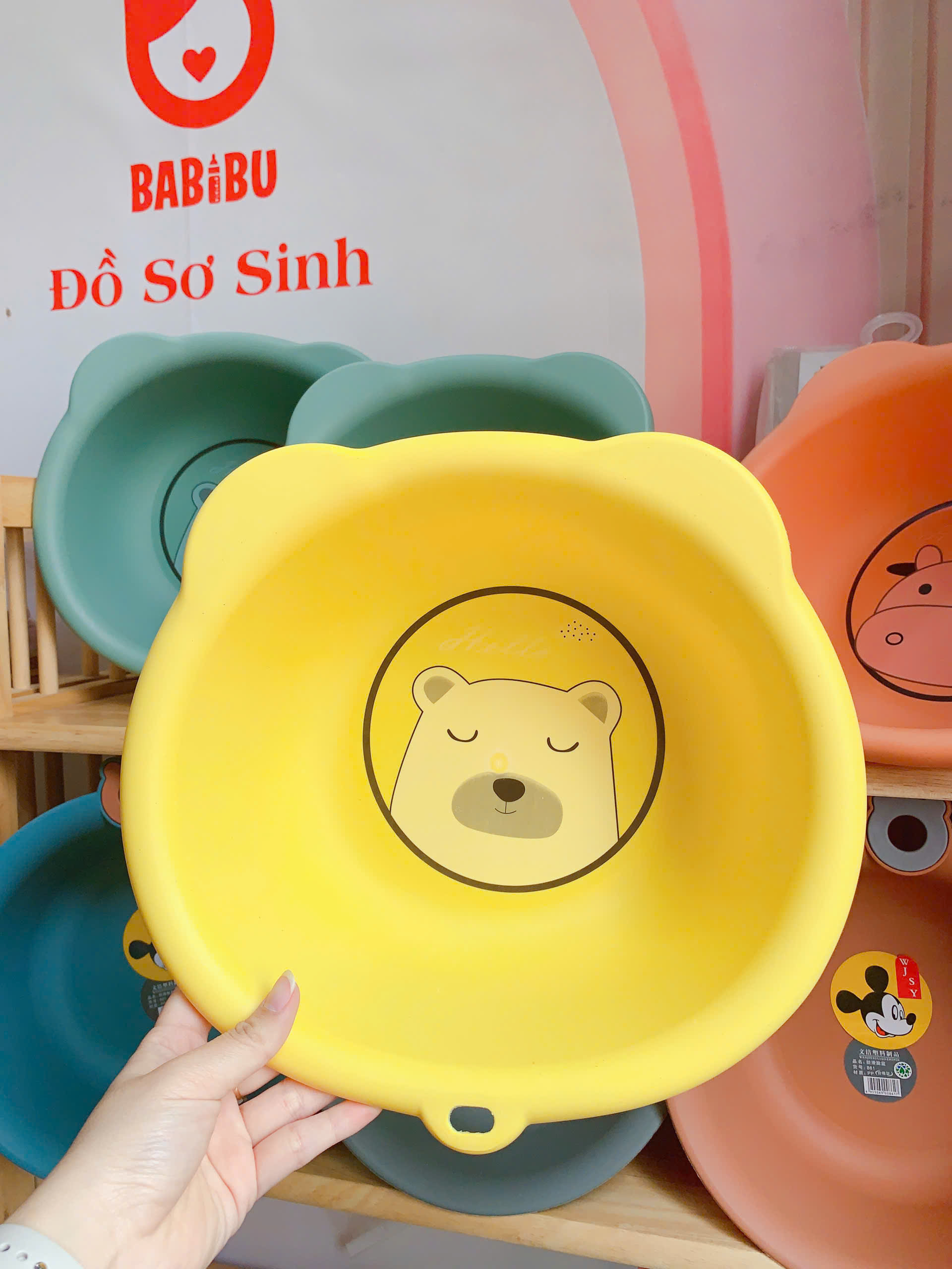 Chậu rửa mặt hình gấu