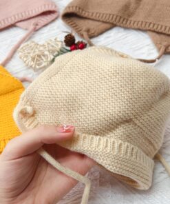 Mũ len tai gấu có dây buộc