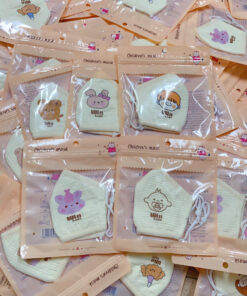 Alternative view of Khẩu trang có dây rút in hình cho bé