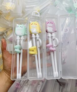 Đũa tập gắp khủng long cho bé kèm hộp