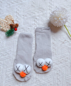 Tất vớ hình thú nổi đáng yêu chống trơn trượt cho bé