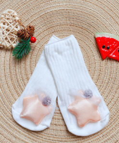 Tất vớ hình thú nổi đáng yêu chống trơn trượt cho bé