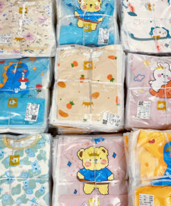 Yếm ăn dặm dài tay có máng cổ