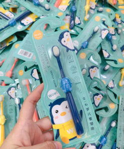 Bàn chải đánh răng cánh cụt