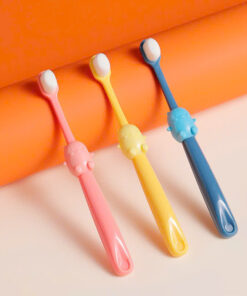 Bàn chải đánh răng cánh cụt